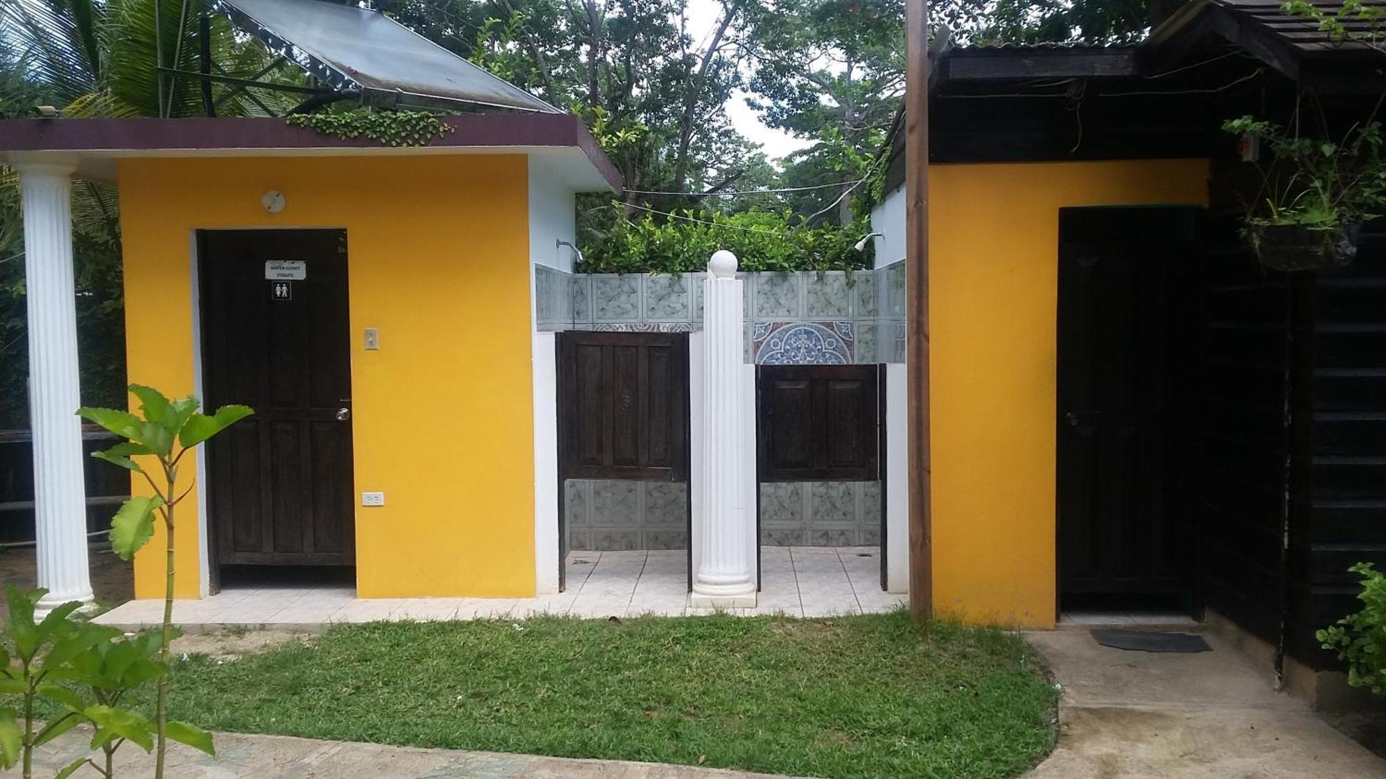 Firefly Beach Cottages Negril Esterno foto