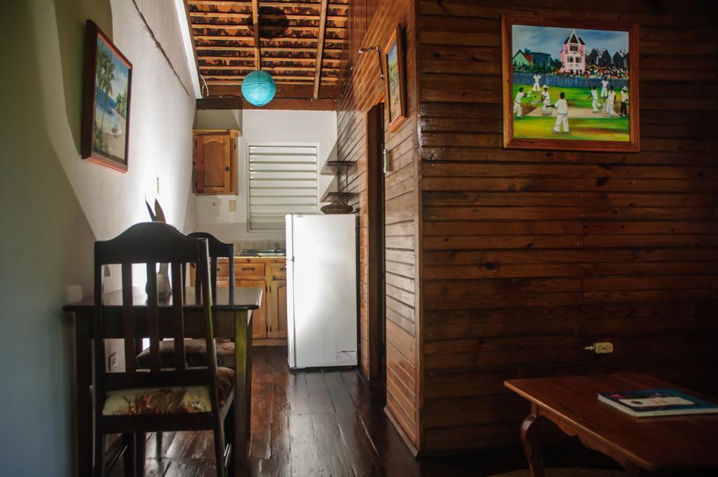 Firefly Beach Cottages Negril Esterno foto