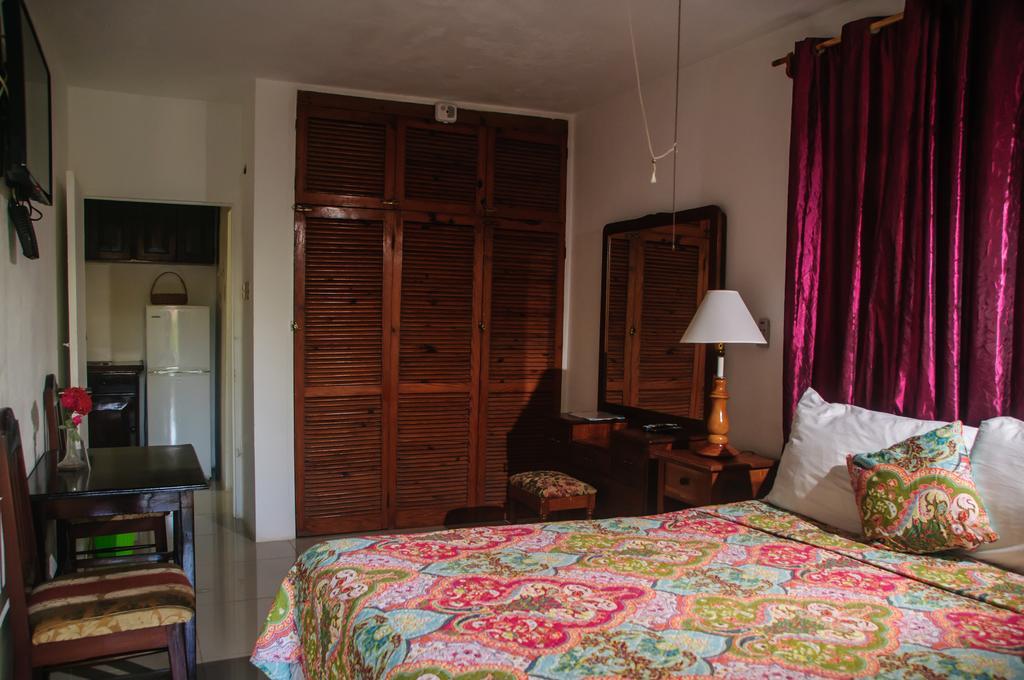 Firefly Beach Cottages Negril Esterno foto